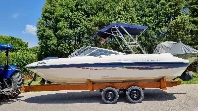 Bayliner Capri 2150 ZX