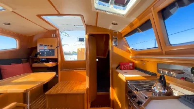 VELEIRO DE ALUMÍNIO EXPLORER 38